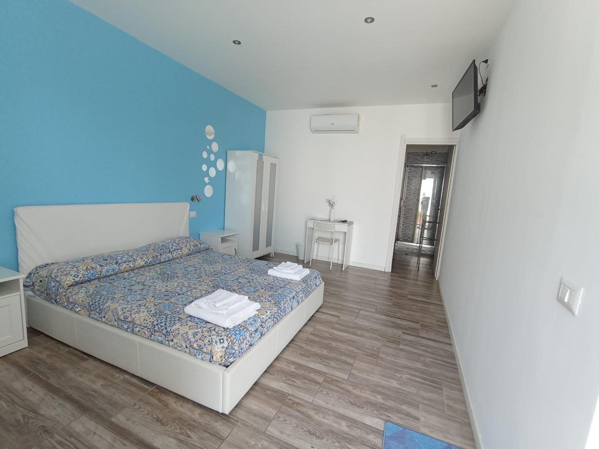 Borgomarino'S Room Cefalù Exteriör bild